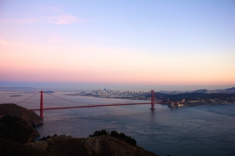Golden Gate Bridge.
San Francisco, CA, USA
